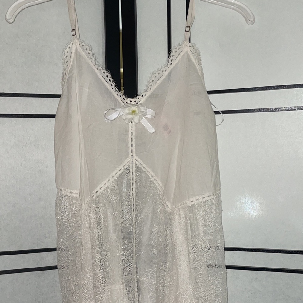 White vintage sakura Victoria secret slip